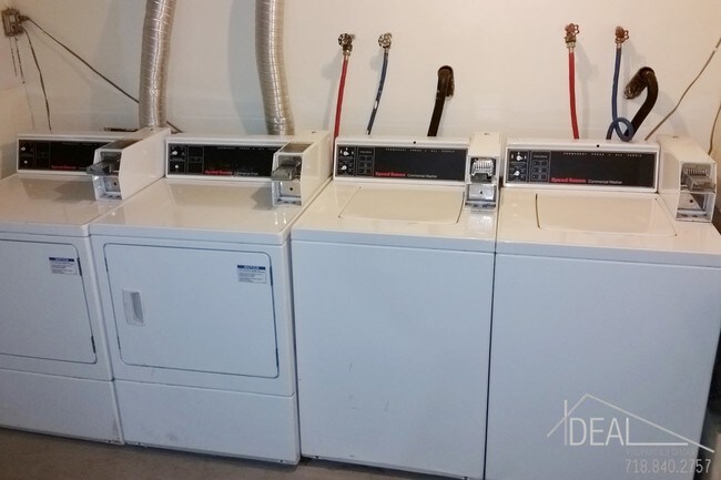 Building Photo - 58 Clifton Pl