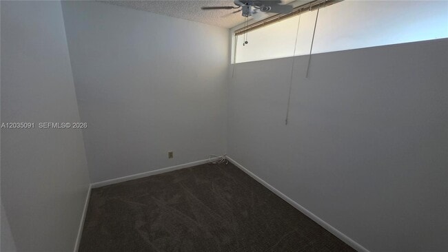 Building Photo - 18151 NE 31st Ct