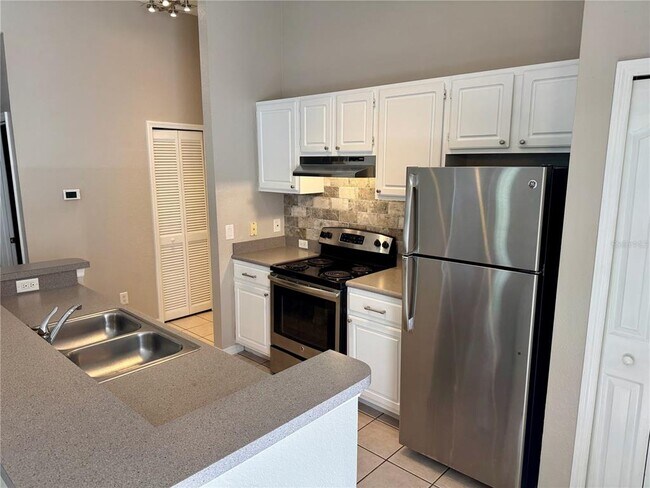 Building Photo - 2627 Maitland Crossing Way