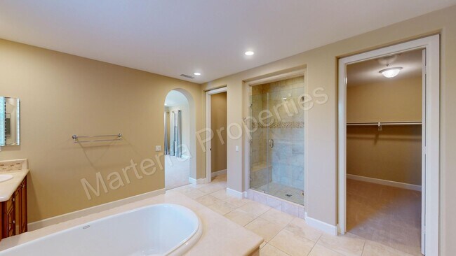 Building Photo - Beautiful Home in Portola Springs