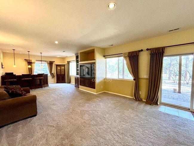 Building Photo - 1550 Capadaro Ct