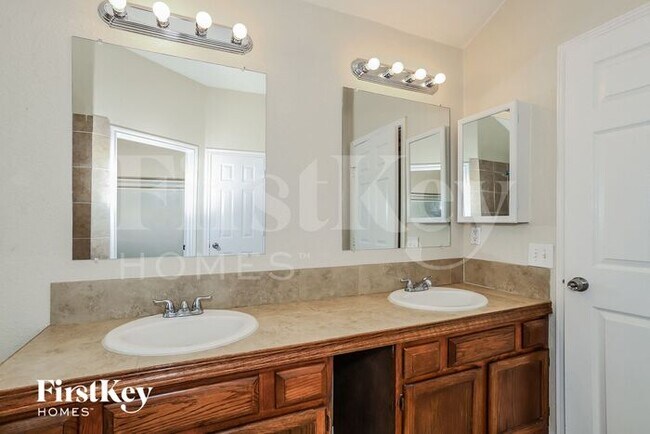 Building Photo - 5334 Hazel Grove Dr