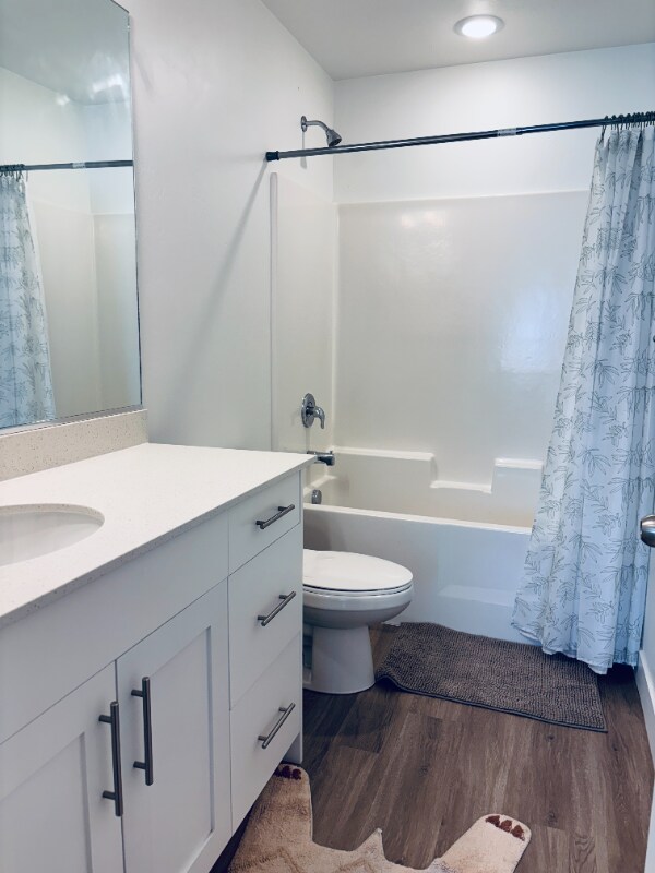 Building Photo - 3136 S 400 W