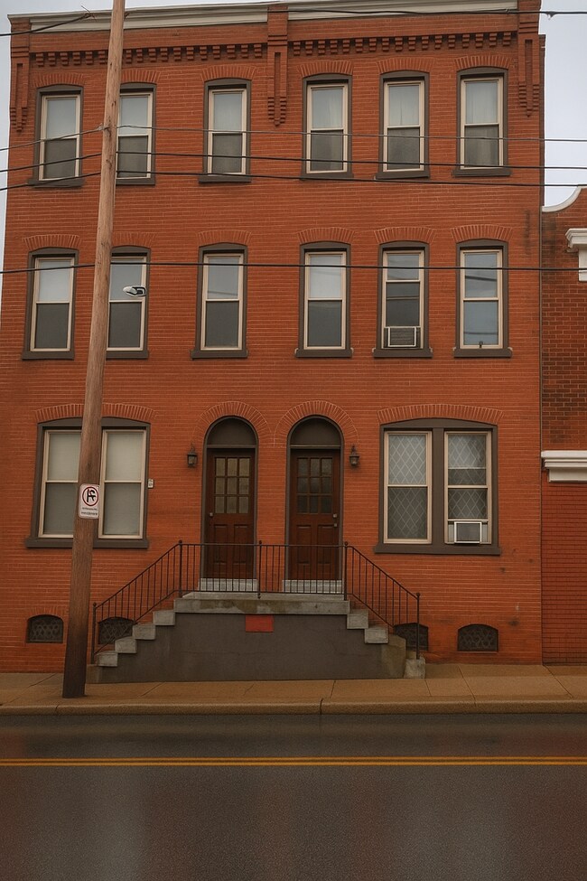 Building Photo - 416-418 Manor St.