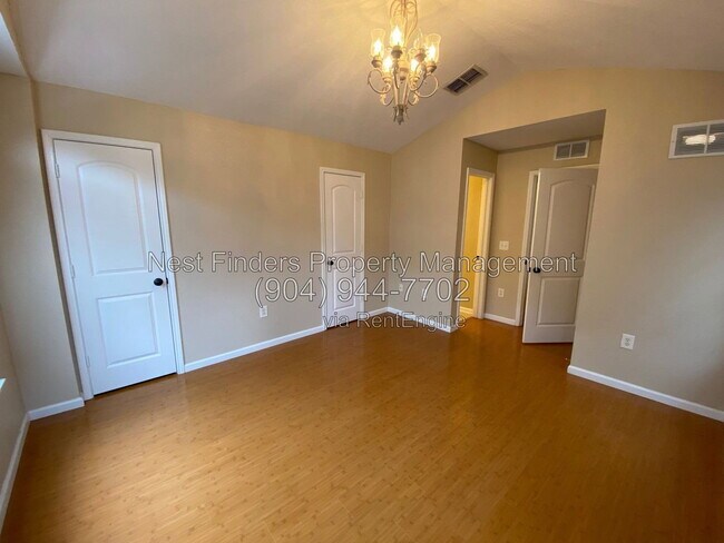 Building Photo - 10200 Belle Rive Blvd