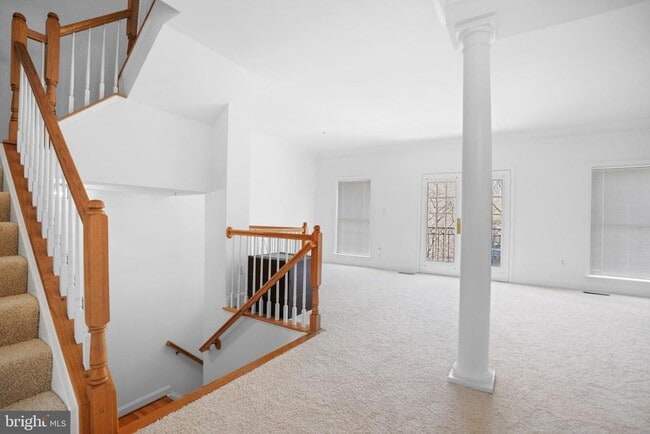 Building Photo - 12033 Treeline Way