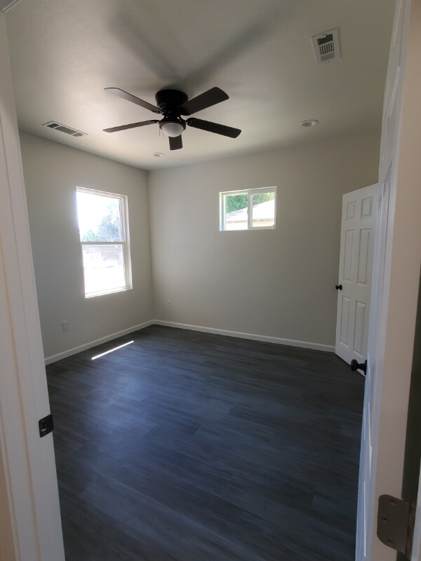 Building Photo - 6325 Tallman Ave