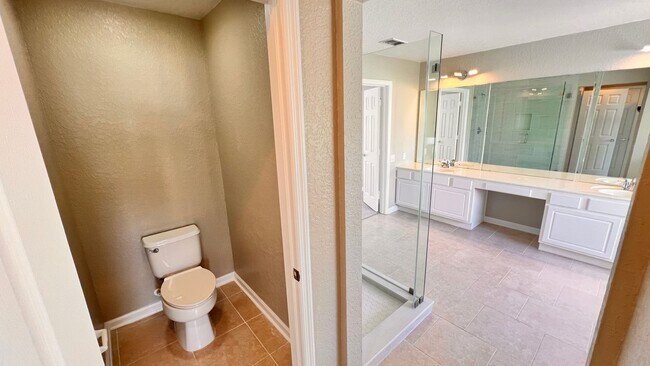 Building Photo - Spacious 4-Bedroom Home in HOA Community with Fantastic Amenities!