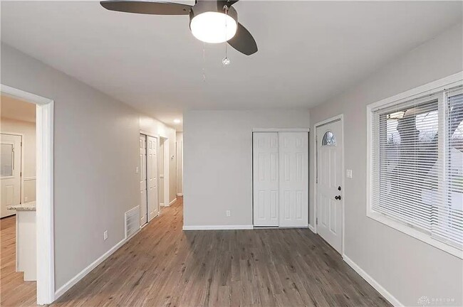 Building Photo - 1227 Date St