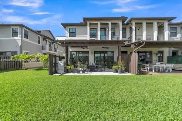 Building Photo - 6035 NW 104th Path