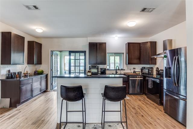 Building Photo - 803 Greene Way