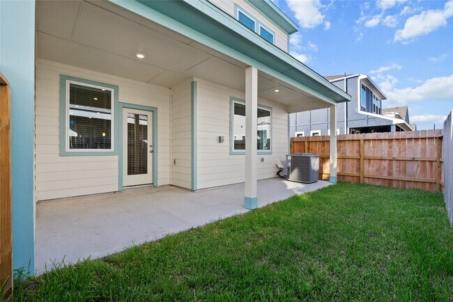 Building Photo - 702 Sand Dollar Dr
