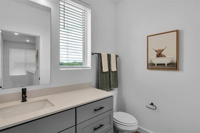 Building Photo - 1404A Forward Dr
