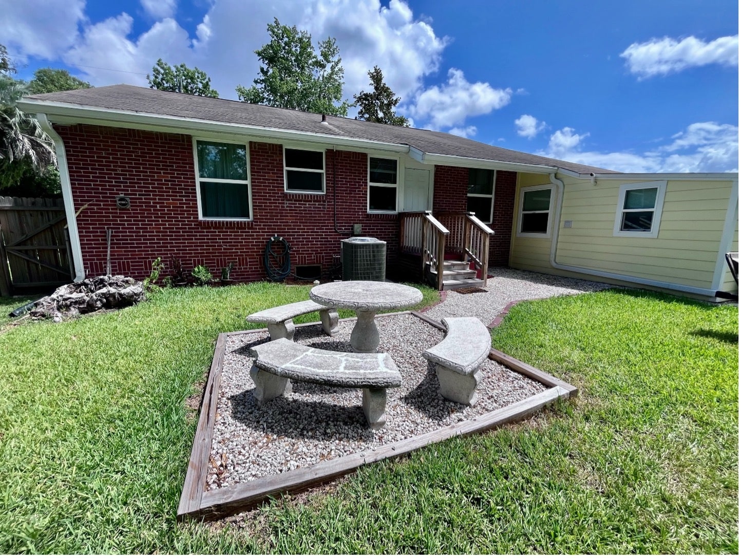 Building Photo - 4648 Cardinal Blvd