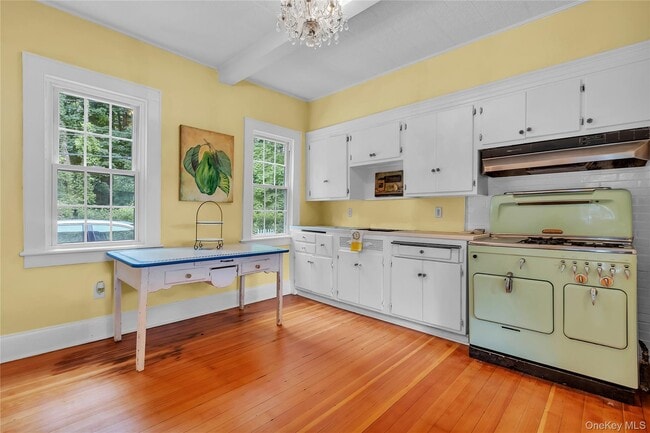 Building Photo - 115 Turk Hill Rd