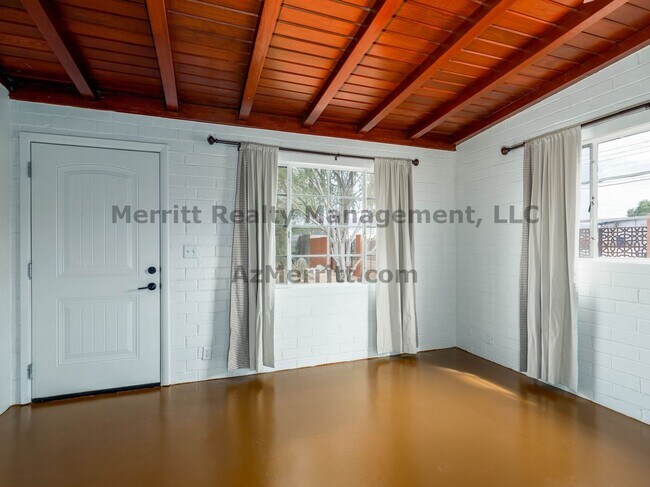 Building Photo - Palo Verde, 1017-1021