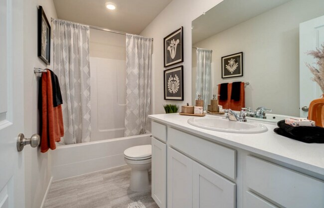 Building Photo - 4 Bedrooms in La Center- Beautiful New Home!