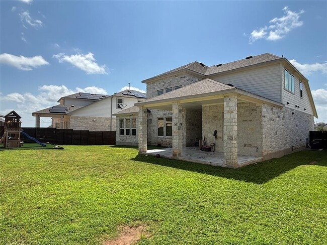 Building Photo - 16916 Morelle Dr