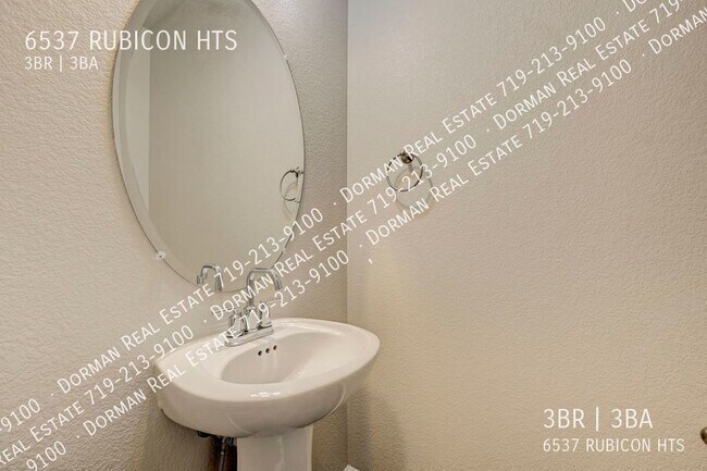 Building Photo - 6537 Rubicon Dr