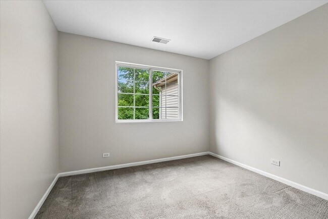 Building Photo - 53 Braxton Ln