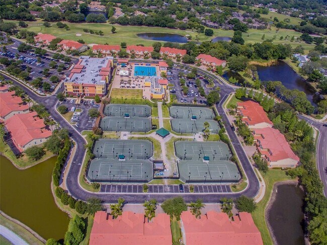 Building Photo - 13920 Clubhouse Dr