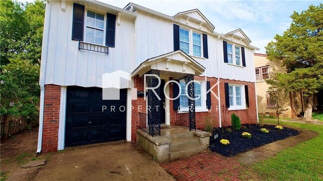 Building Photo - Beautifully Remodeled 4-Bedroom Home near ...