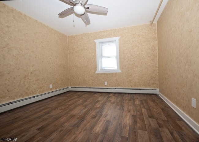 Building Photo - 6 Lakeview Terrace