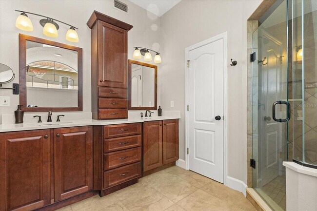 Building Photo - 8800 Torey Pines Terrace