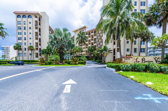 Building Photo - 3475 S Ocean Blvd