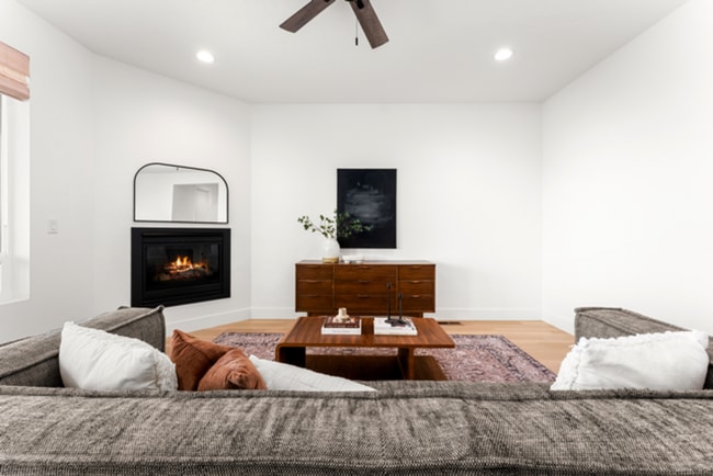 Building Photo - Modern Living in the Heart of Southeast Boise
