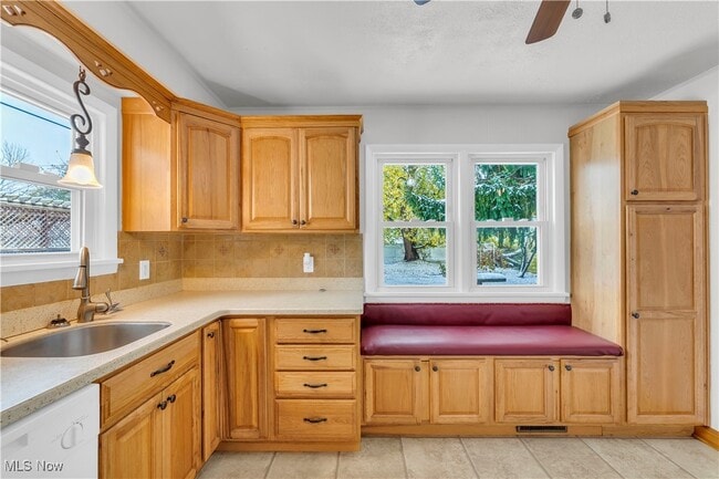 Building Photo - 5617 E 139th St