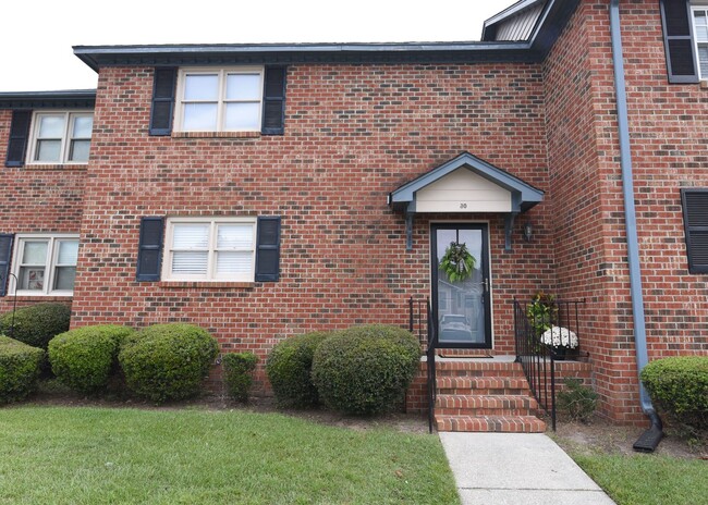 Primary Photo - 4900 Independence Dr