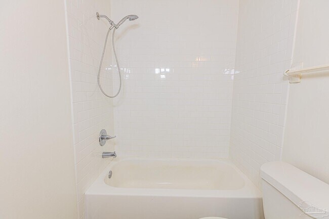 Building Photo - 6242 Ridgegate Cir