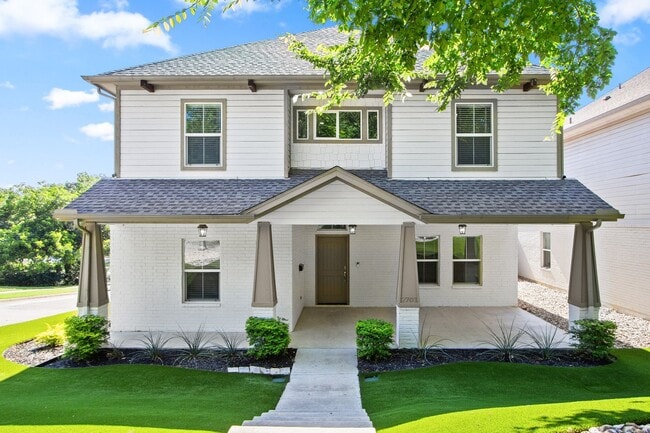Primary Photo - * MOVE IN SUMMER 6/23/2027 * 6 Bed 4 Bath ...