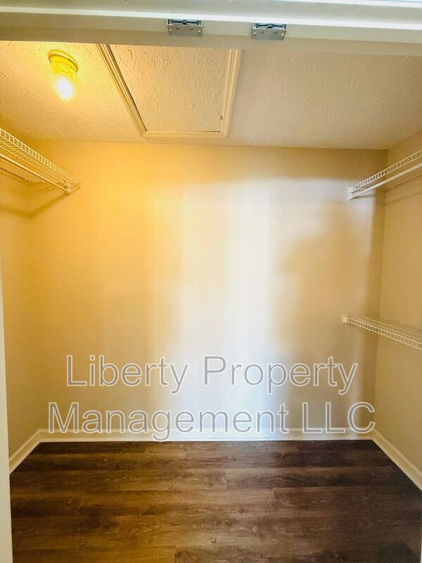Building Photo - 7660 Galena Dr