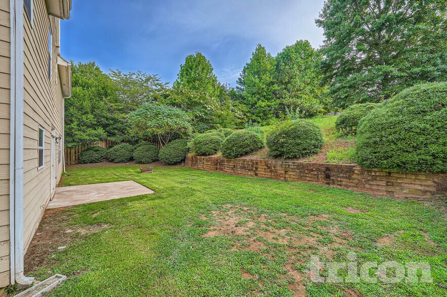 Building Photo - 4160 Triton Ives Dr NE