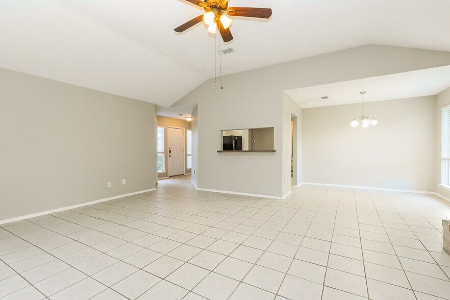 Building Photo - 4831 Owens Creek Ln