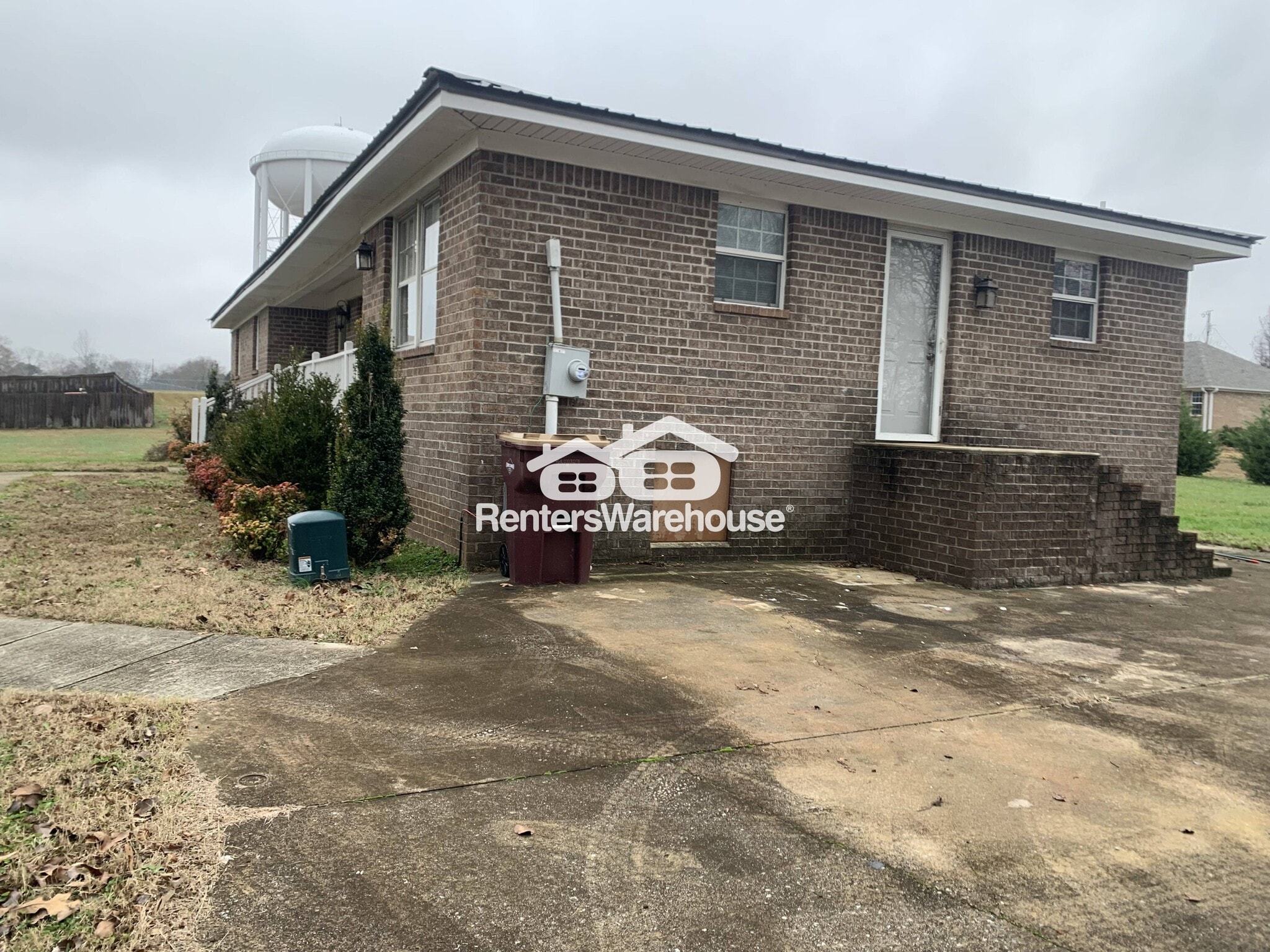 Building Photo - 27849 Pinedale Rd