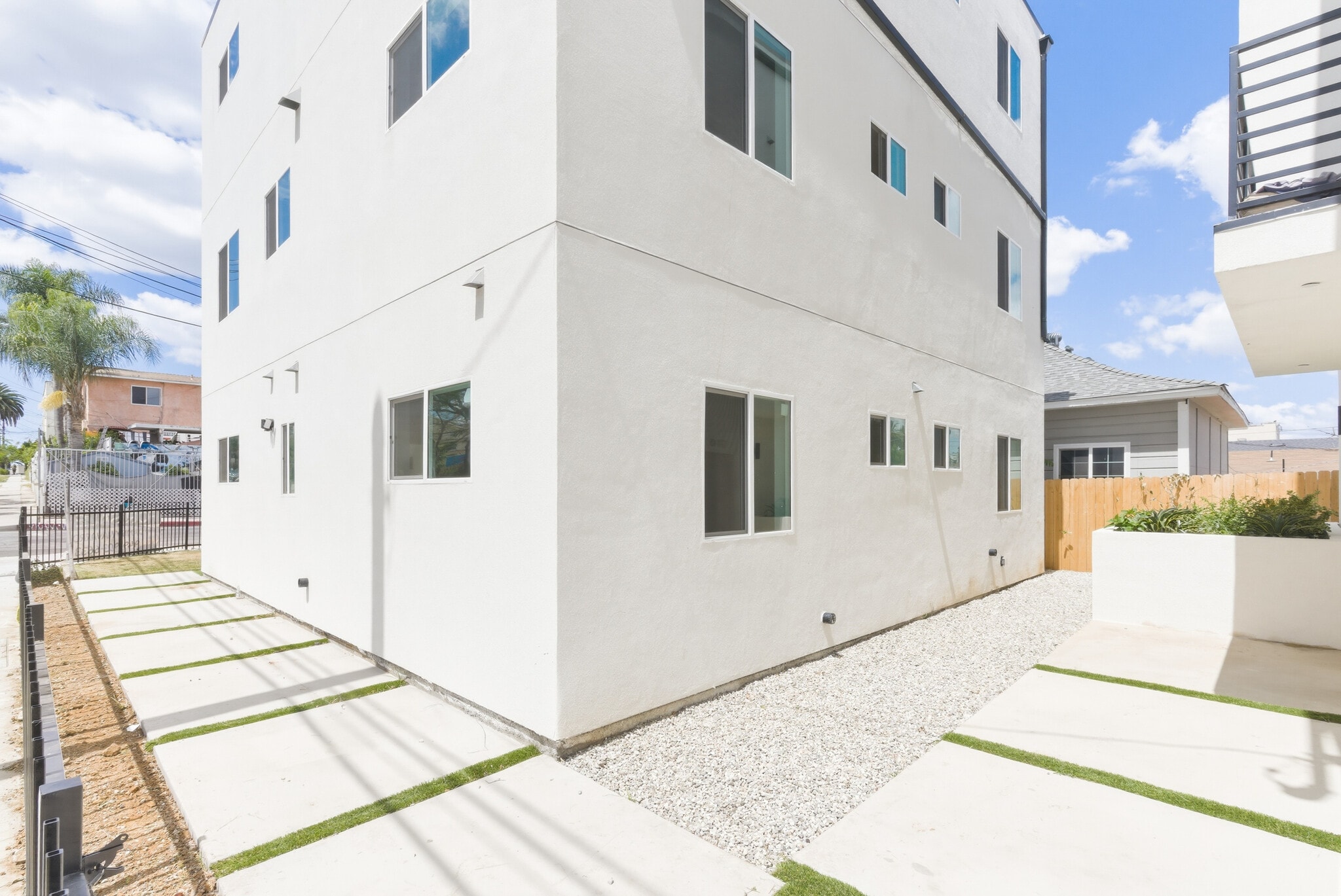 Building Photo - 2843 Folsom St