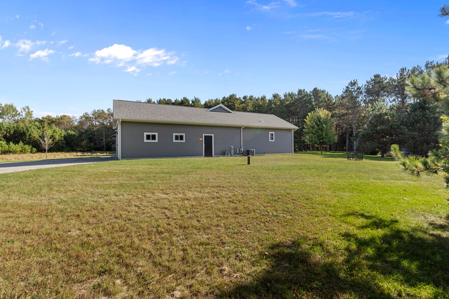 Building Photo - N2142 Schacht Rd