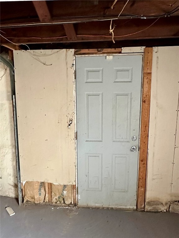 Building Photo - 7121 Lamont Dr