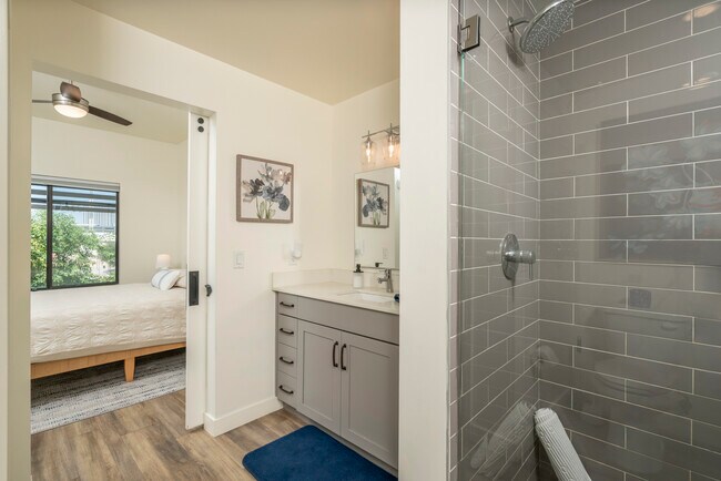 Building Photo - 475 N 9th St