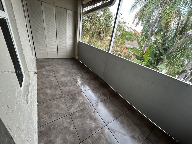 Building Photo - 3777 NW 78th Ave
