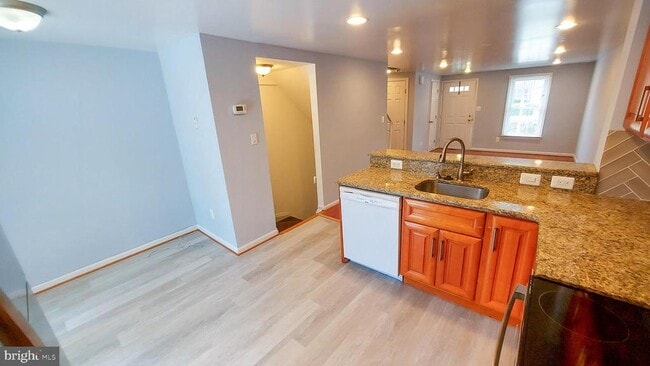 Building Photo - 8709 Ravenglass Way