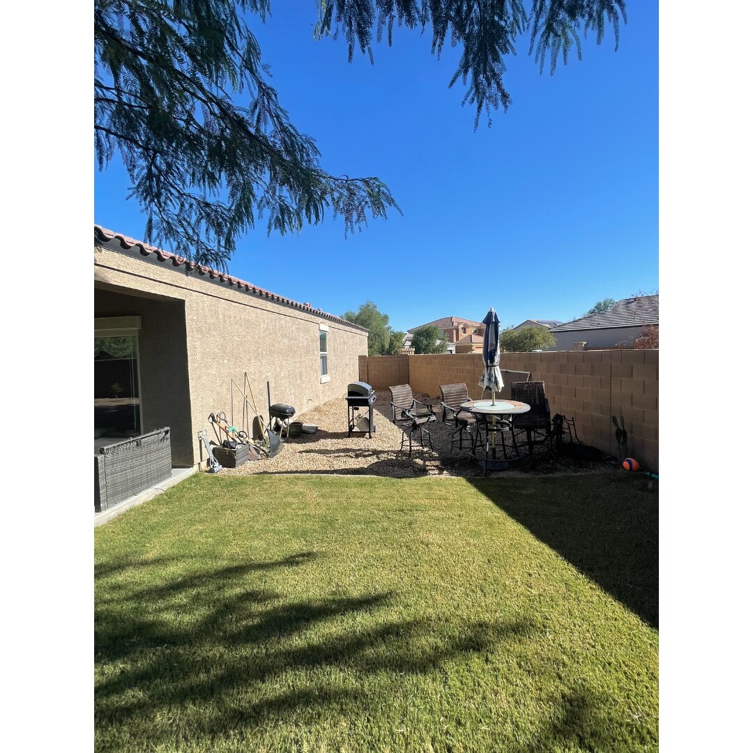 Building Photo - 1617 N Westfall Trl