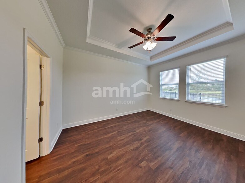 Building Photo - 20300 Calla Lily Dr