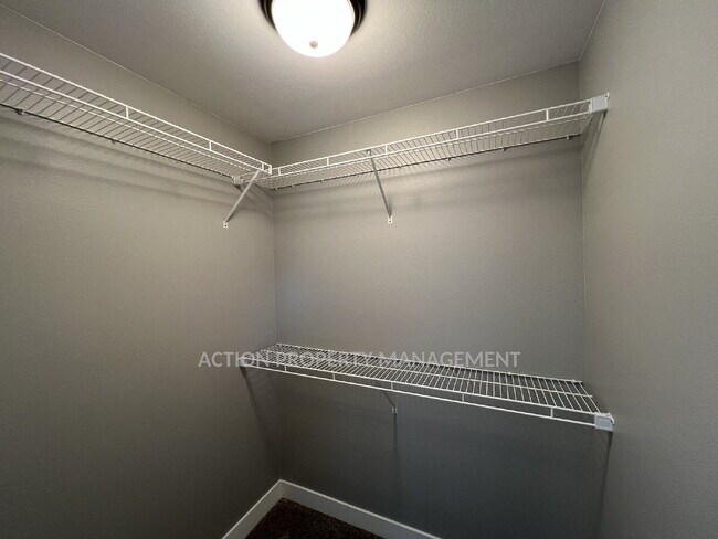 Building Photo - 3 bed 2 bath home in Sequim, close to everything