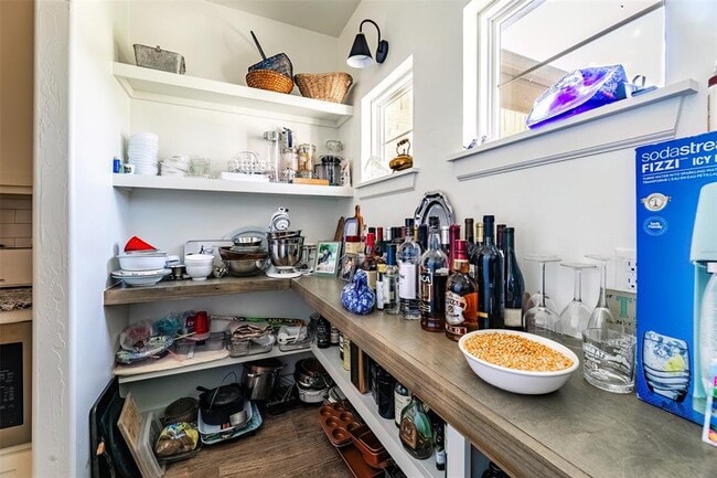 Building Photo - 2429 Rumble Ct