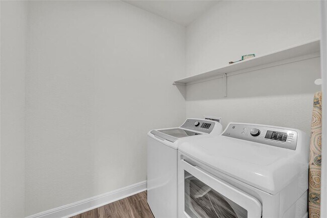 Building Photo - 17925 Curio Dr