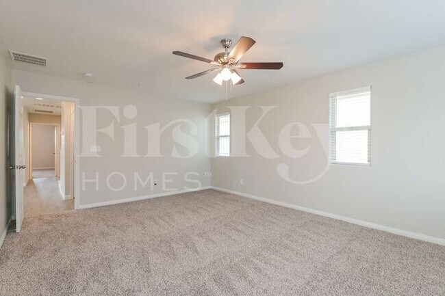Building Photo - 153 Volti Subito Way